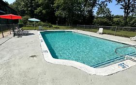 Econolodge Whitehall
